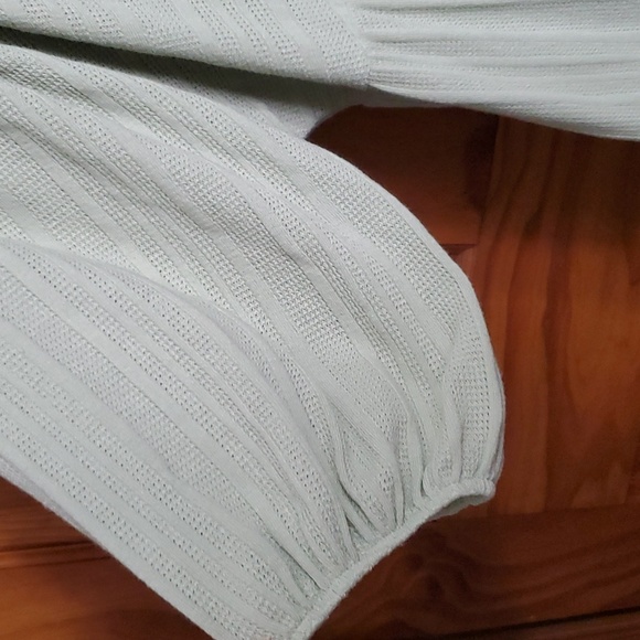 A Beautiful Soul top - Picture 3 of 5